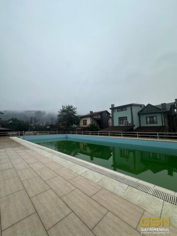 2-SAPANCADA SİTE İÇERİSİNDE SATILIK TRİBLEKS VİLLA